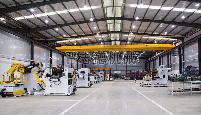 送料機(jī)生產(chǎn)車間